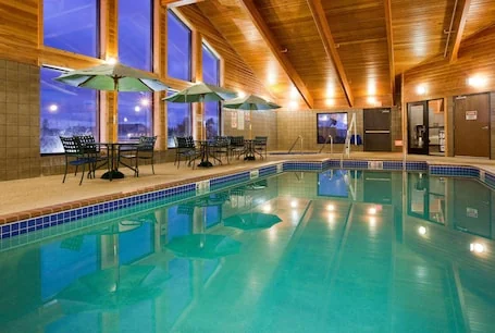 AmericInn by Wyndham Thief River Falls