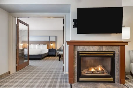 AmericInn by Wyndham Valley City – Conference Center