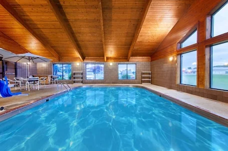 AmericInn by Wyndham Willmar
