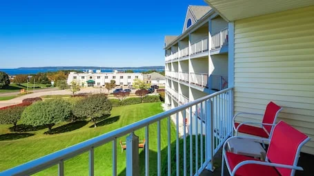 Apple Tree Inn, SureStay Collection by Best Western