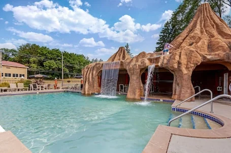 Atlantis Family Waterpark Hotel, an Ascend Collection Hotel
