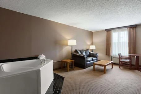 Baymont by Wyndham Mandan Bismarck Area
