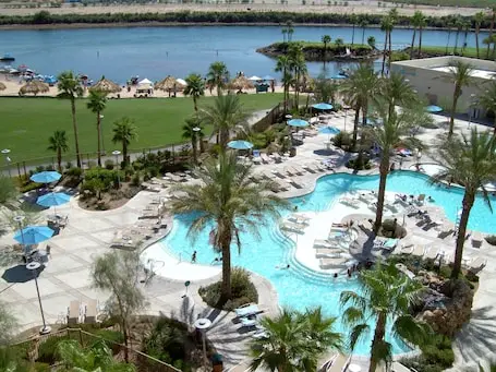 Bayshore Inn