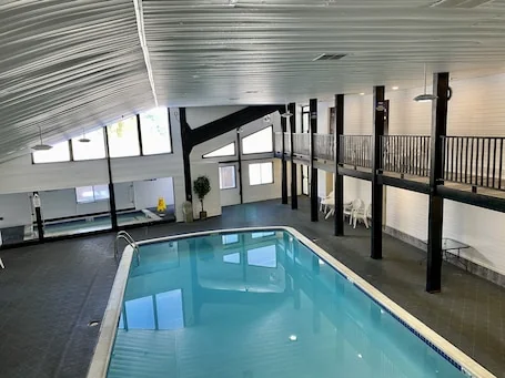 Beacon Inn and Suites