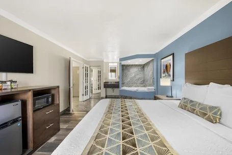 Best Western Airport Albuquerque InnSuites Hotel & Suites