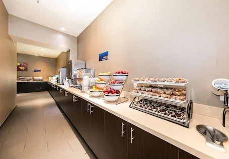 Best Western Inn & Suites San Diego – Zoo/SeaWorld Area