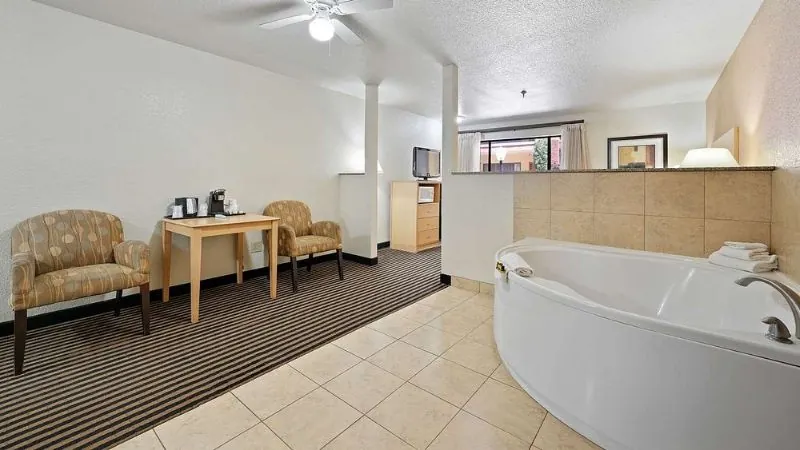 Best Western Plus Executive Inn & Suites