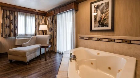 Best Western Plus Flathead Lake Inn And Suites