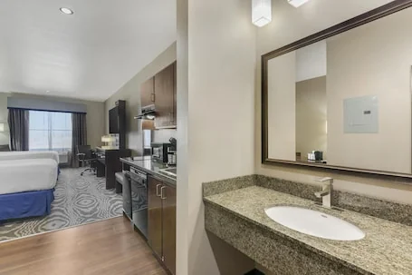 Best Western Plus Williston Hotel & Suites