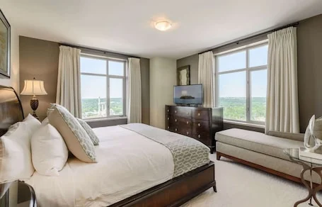 Broadway Plaza, Trademark Collection by Wyndham