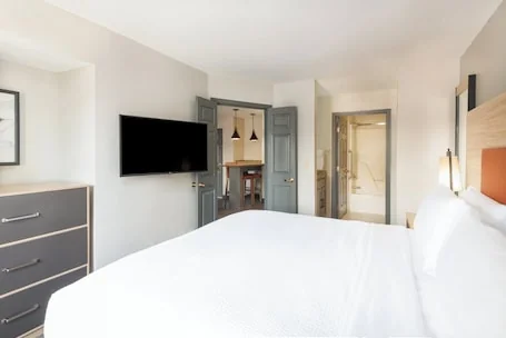 Candlewood Suites Eagan Arpt South – Mall Area by IHG