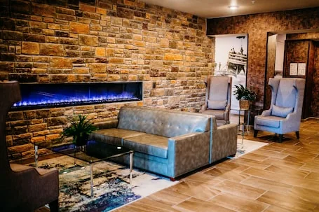 Cobblestone Hotel & Suites – International Falls