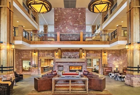 Come Golf or Ski in/out at this best location by RedAwning – Save 20% on 7+ Nights!