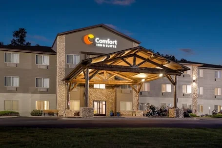 Comfort Inn & Suites Custer – Crazy Horse Area