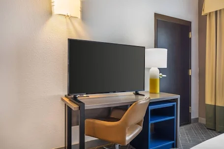 Comfort Inn & Suites Frisco East – McKinney