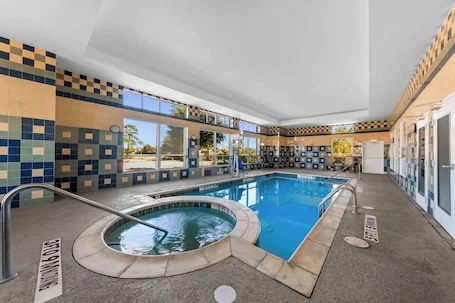 Comfort Inn & Suites Near Lake Lewisville