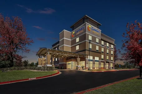 Comfort Suites Bentonville – Rogers