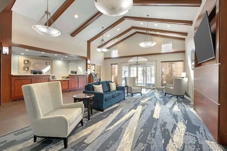 Comfort Suites Downtown