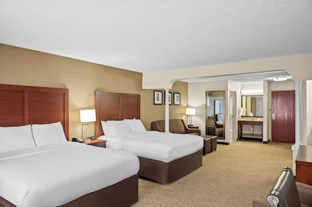 Comfort Suites Grandville – Grand Rapids SW