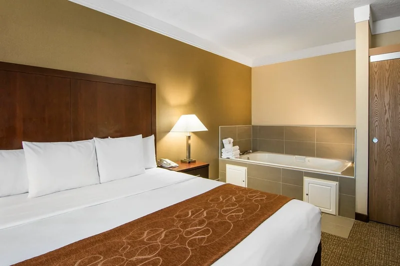 Comfort Suites Linn County Fairgrounds and Expo