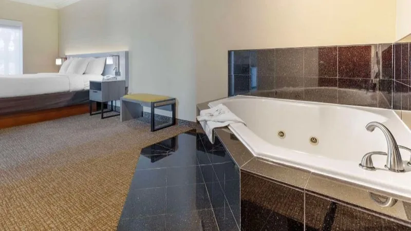 Comfort Suites Oceanside Camp Pendleton Area