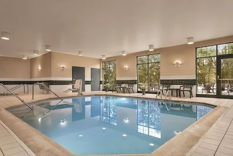 Country Inn & Suites by Radisson, Schaumburg, IL