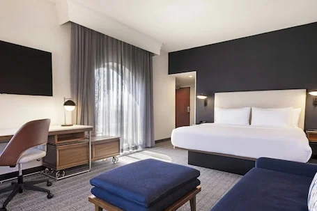 Courtyard by Marriott Baldwin Park