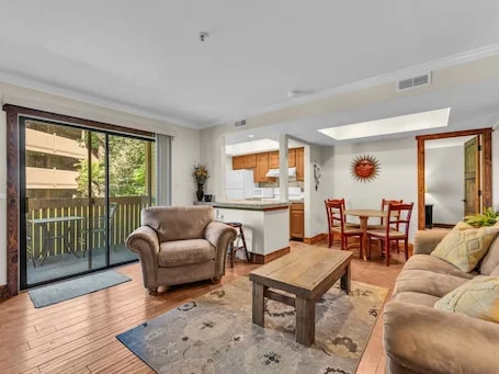 Cozy 2-bedroom condo with Fireplace in a perfect Park City location/Olympic Park