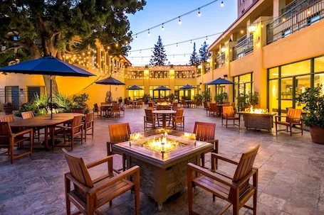 Crowne Plaza Cabana, Palo Alto by IHG