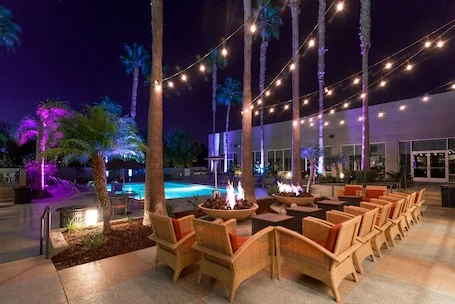 DoubleTree by Hilton Hotel San Diego – Mission Valley