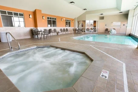 Drury Inn & Suites Cincinnati Sharonville