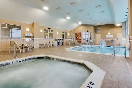 Drury Inn & Suites St. Louis O’Fallon, IL