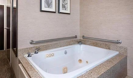 Eastgate Hotel – BW Signature Collection