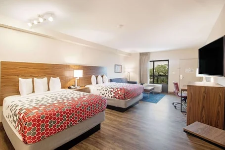 Econo Lodge Inn & Suites Foley – North Gulf Shores