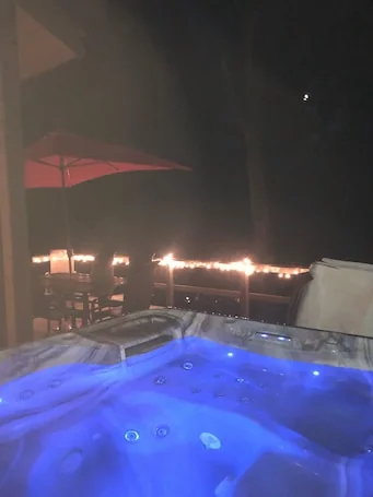 ESCAPE TO THE MOUNTAINS
PLATINUM PROPERTY-with Hottub⛳️🏌️perfect all 4-SEASONS