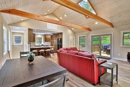 Experience the charm of Peak Hill Home, Entire home in Killington/Pittsfield, Vermont