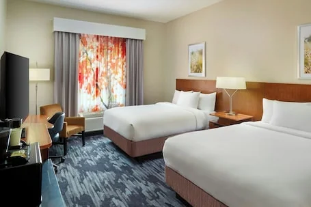 Fairfield Inn & Suites Charleston North/University Area