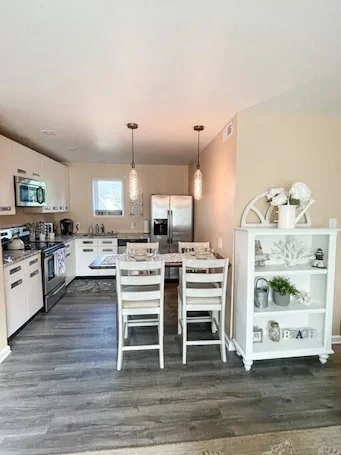 Family Paradise • Hot Tub + EV Charger • 4 BR/3 BA