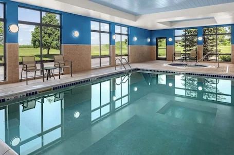 Hampton Inn Fairmont