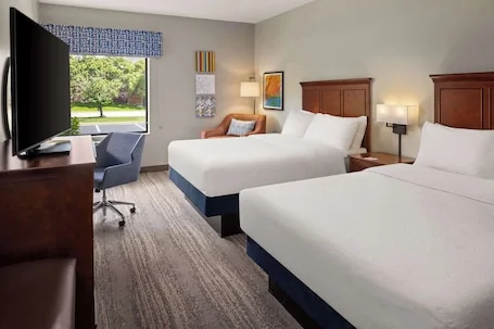 Hampton Inn Minneapolis NW Maple Grove
