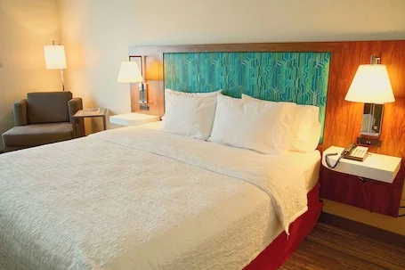 Hampton Inn & Suites Cathedral City