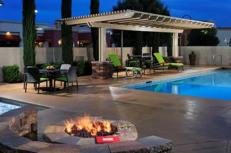 Hampton Inn & Suites Las Vegas South