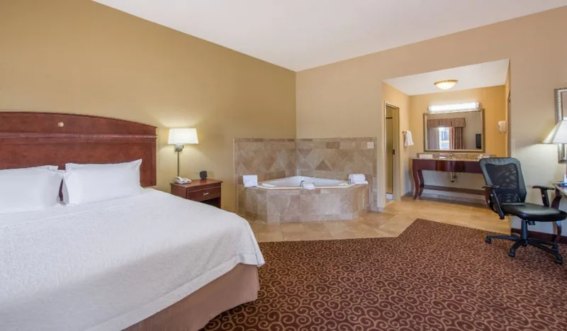 Hampton Inn & Suites Oklahoma City – South