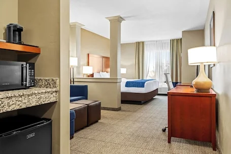 Heartland Inn and Suites