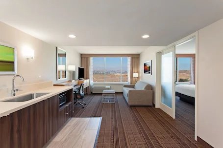 Holiday Inn Diamond Bar – Pomona by IHG