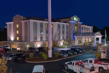 Holiday Inn Express Hotel and Suites Scranton by IHG
