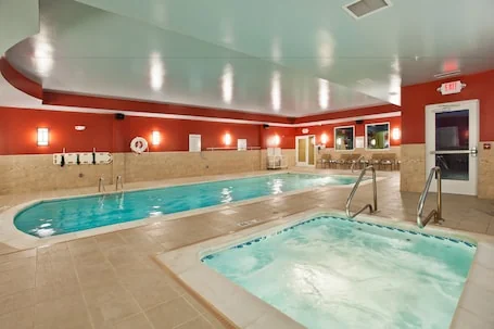 Holiday Inn Express Hotel & Suites Dayton South – I-675 by IHG
