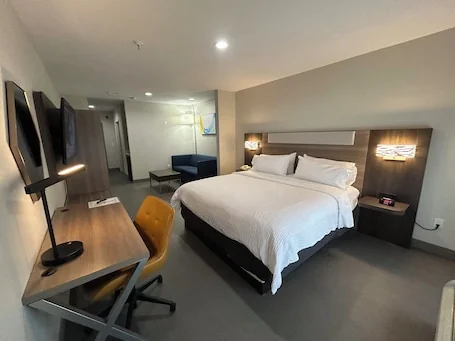 Holiday Inn Express Hotel & Suites Grants – Milan by IHG