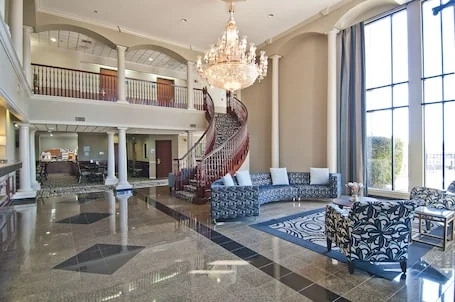 Holiday Inn Express Hotel & Suites Lake Charles by IHG