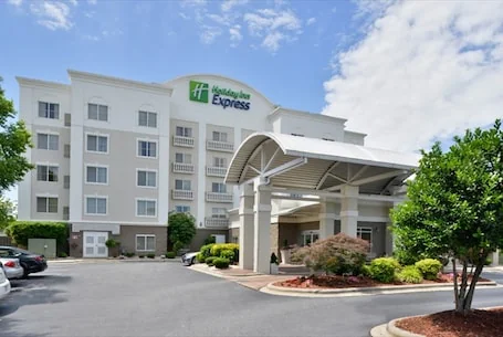 Holiday Inn Express Hotel & Suites Mooresville – Lake Norman by IHG